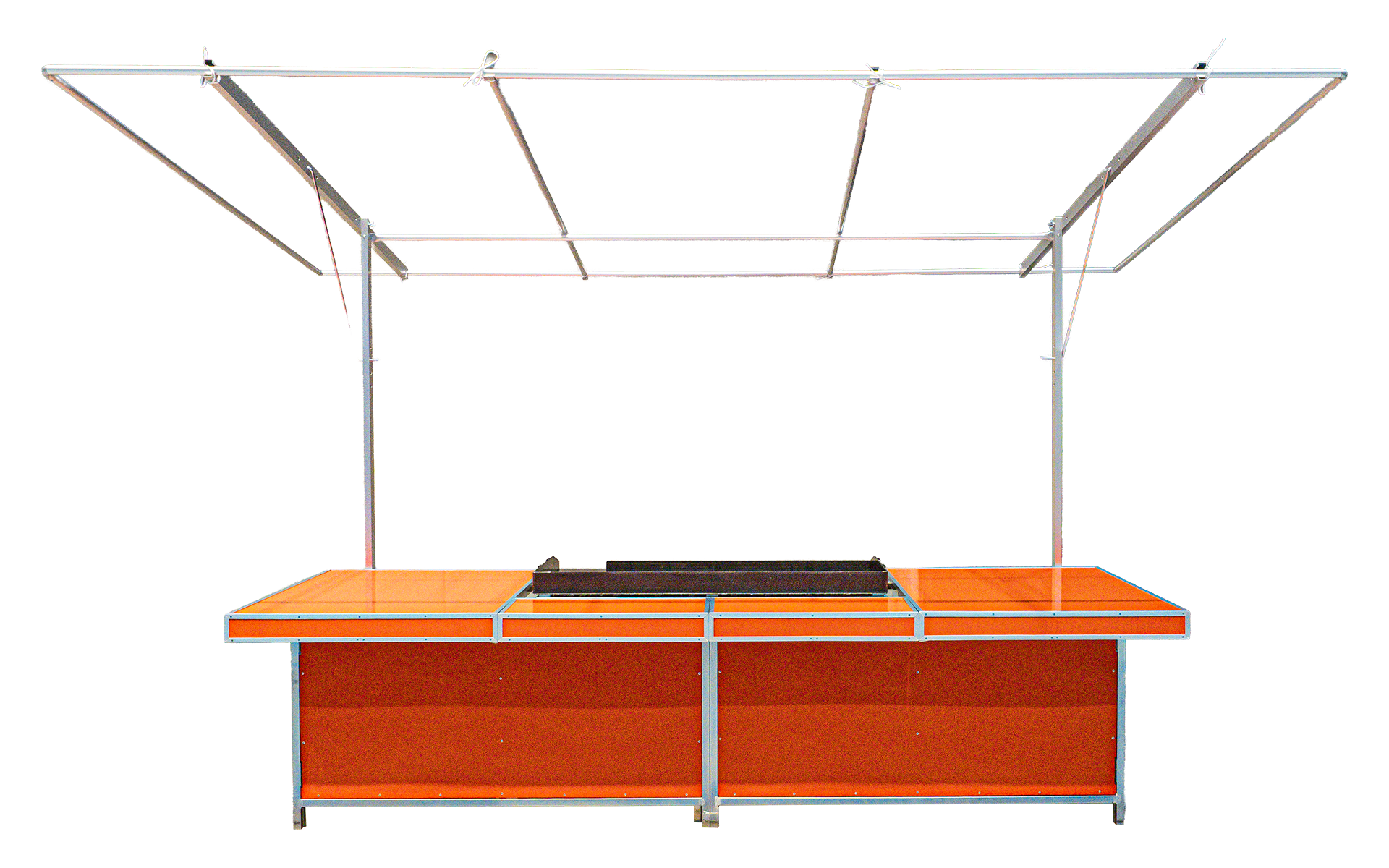 ガス調理器具や鉄板が“重石”の役目をしさらに、	屋根材は軽量なアルミパイプ材とすることで安定性も十分